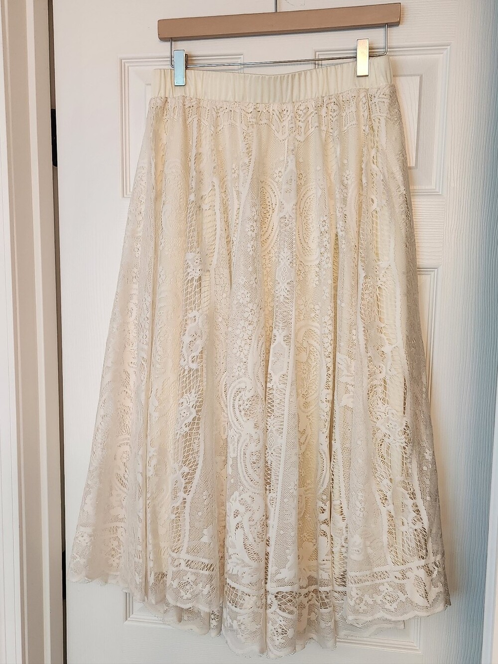 Stunning Lace True Midi Cream SkirtCream Lace A-Line Midi Skirt Size Large - Picture 1 of 4